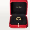 Alianza Love en oro amarillo, modelo pequeño | Cartier EE. UU.