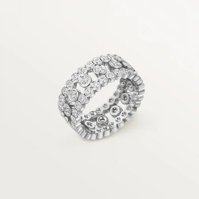 Anillo Broderie De Cartier, triple fila, diamantes