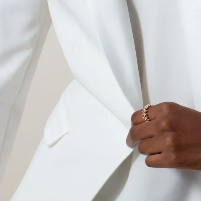 Anillo Clash de Cartier, modelo mediano – Oro rosa – Cartier