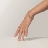 Anillo Clash De Cartier, modelo pequeño