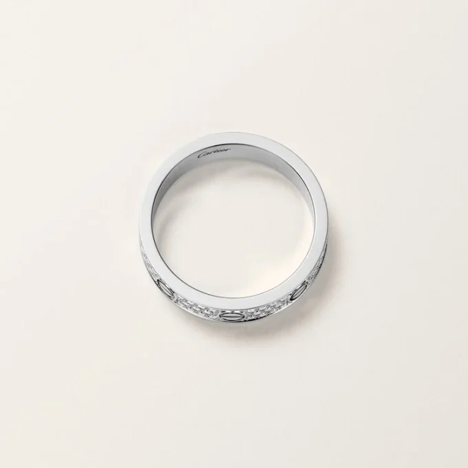 Anillo Love, modelo pequeño, pavé