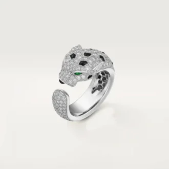 Anillo Panthere de Cartier – Oro blanco, esmeraldas, ónix, diamantes – Cartier