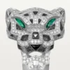 Anillo Panthere de Cartier – Oro blanco, ónix, esmeraldas, diamantes – Cartier