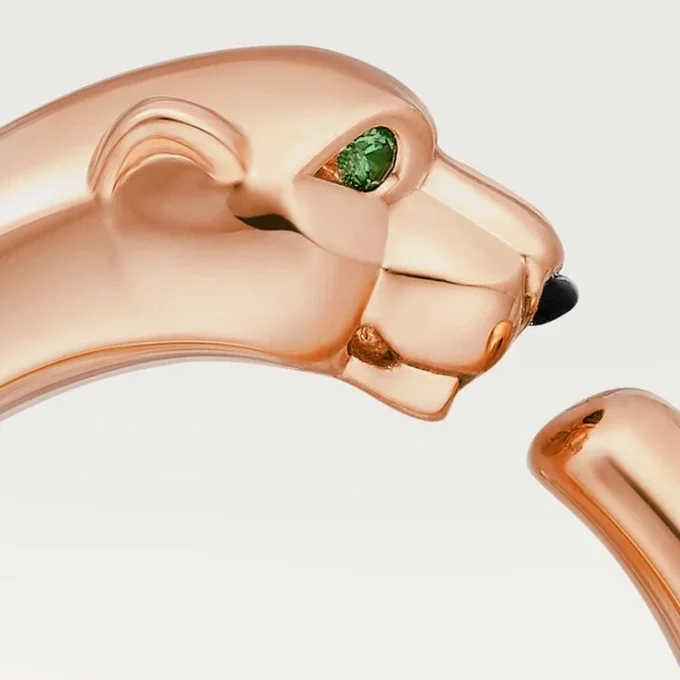 Anillo Panthere de Cartier – Oro rosa, granates tsavorita, ónix – Cartier