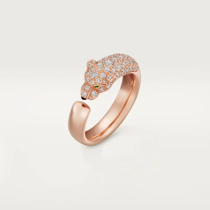 Anillo Panthere de Cartier – Oro rosa, ónix, esmeraldas, diamantes – Cartier