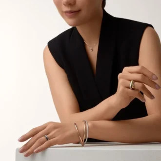 Anillo Trinity, cerámica, modelo pequeño, medio pavé