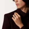 Anillo Trinity, modelo clásico, semipavé