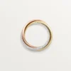 Anillo Trinity, modelo clásico, semipavé