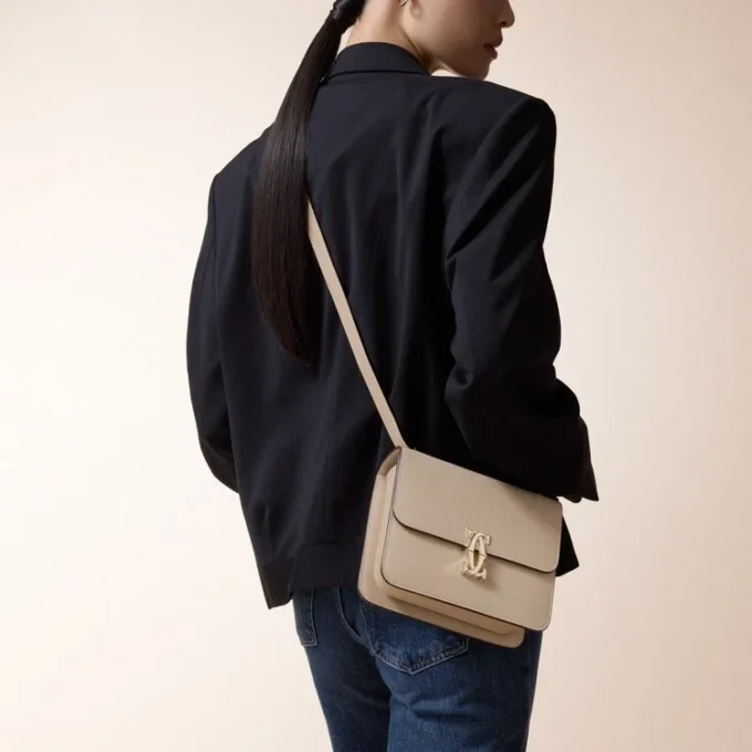 Bolso mini, C de Cartier