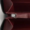 Cartera internacional con cremallera, Must de Cartier – Piel de becerro negra, acabado en paladio – Cartier