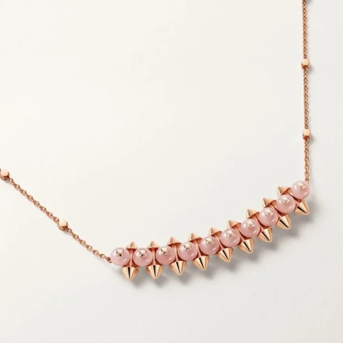 Colgante Clash de Cartier, calcedonia rosa