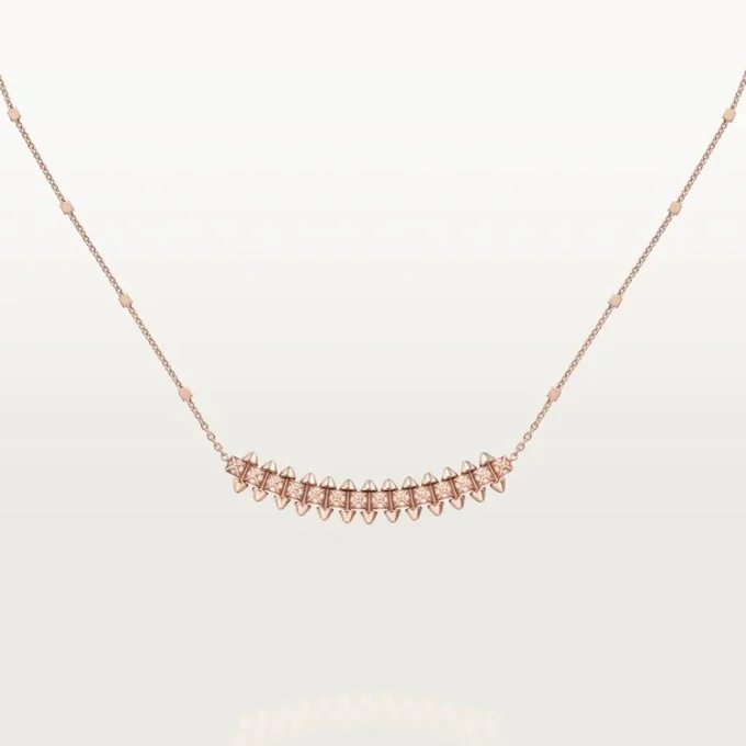 Colgante Clash de Cartier, modelo pequeño, pavé