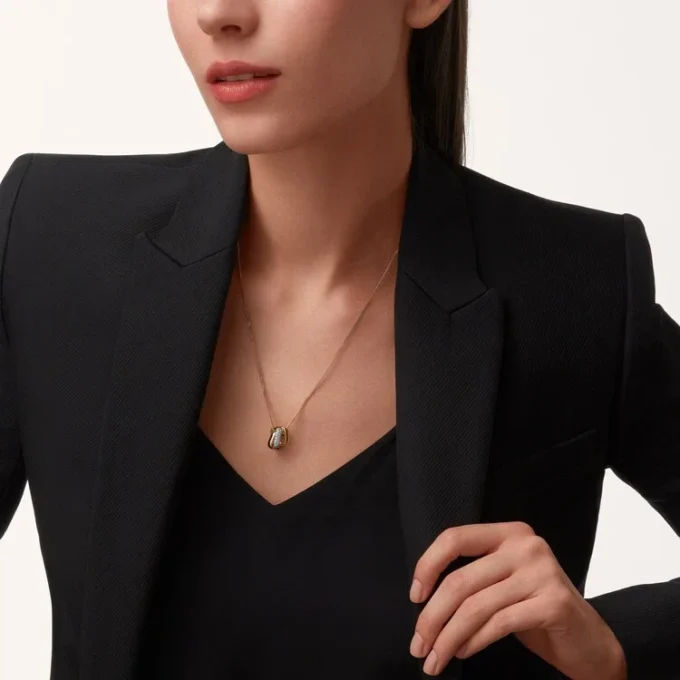 Colgante Trinity, forma cojín, semipavé