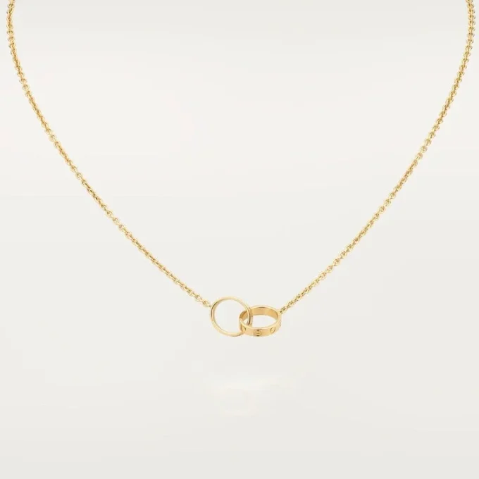 Collar con colgante y cadena Love en oro amarillo | Cartier EE. UU.