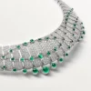 Collar «Le Voyage Recommence», esmeraldas, pavé