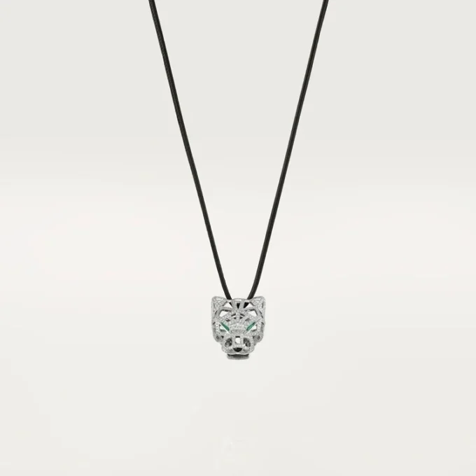 Collar Panthere de Cartier – Oro blanco, esmeraldas, diamantes, ónix – Cartier