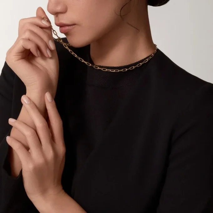 Collar Santos de Cartier, cadena, modelo pequeño