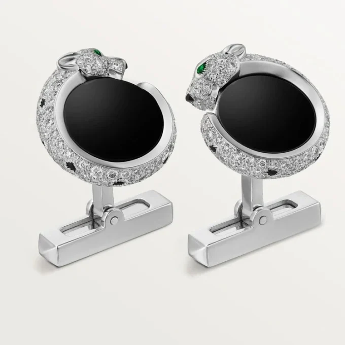 Gemelos Panthere De Cartier – Oro blanco rodiado, diamantes, esmeraldas, ónix – Cartier