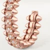 Pendientes de aro Clash de Cartier, modelo pequeño, con pavé