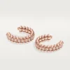 Pendientes de aro Clash de Cartier, modelo pequeño, con pavé