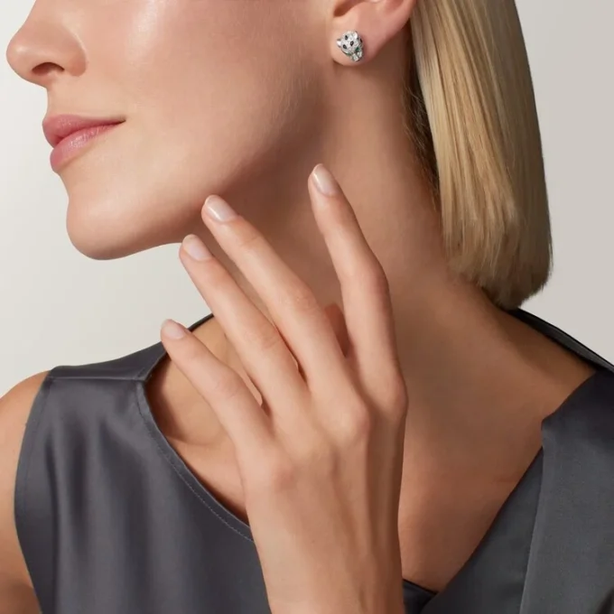 Pendientes de botón Panthere De Cartier, con pavé