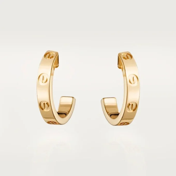 Pendientes Love Hoop – Oro amarillo, modelo pequeño | Cartier EE. UU.