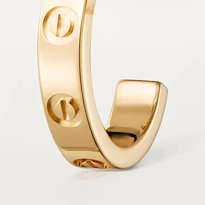 Pendientes Love Hoop – Oro amarillo, modelo pequeño | Cartier EE. UU.