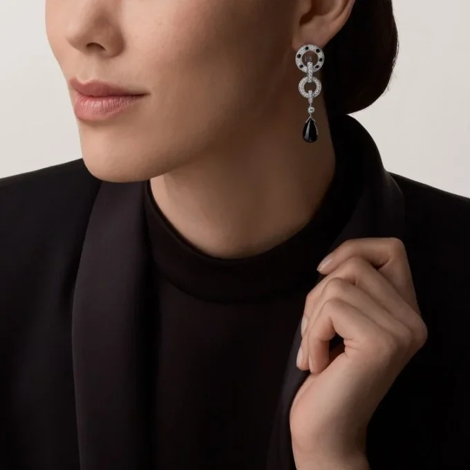 Pendientes Panthere de Cartier, con pavé