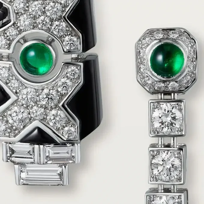 Pendientes [Sur]Naturel – Oro blanco, esmeraldas, ónix, diamantes – Cartier