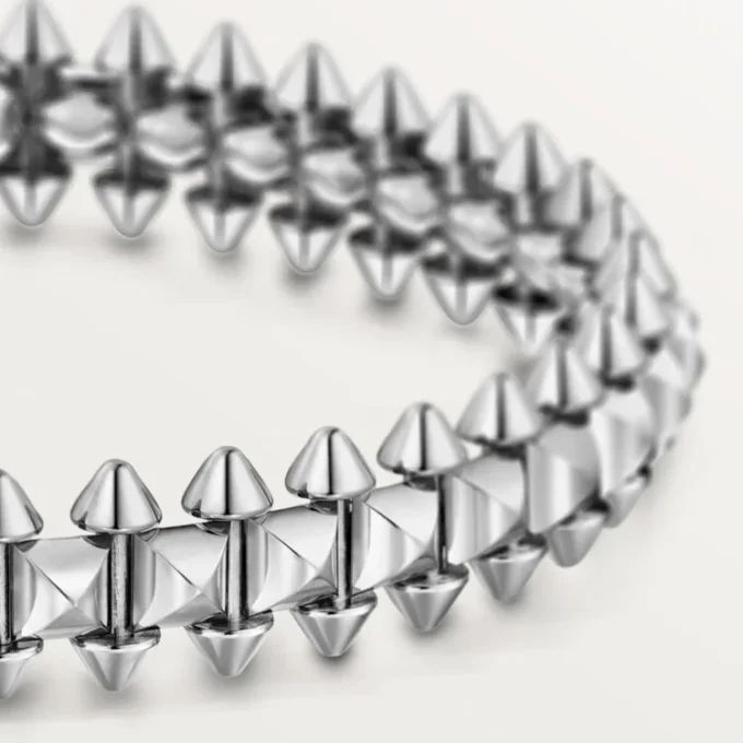 Pulsera Clash de Cartier, flexible, modelo mediano