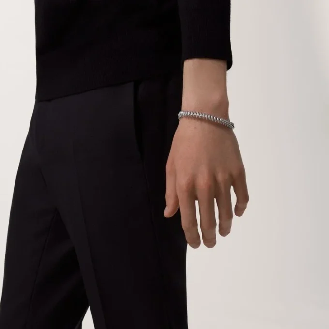 Pulsera Clash de Cartier, modelo mediano