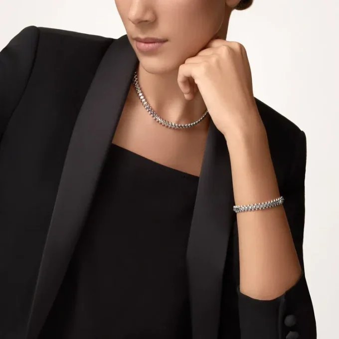 Pulsera Clash de Cartier, modelo mediano
