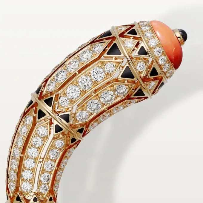 Pulsera de alta joyería – Oro rosa, coral, ónix, laca negra, diamantes – Cartier