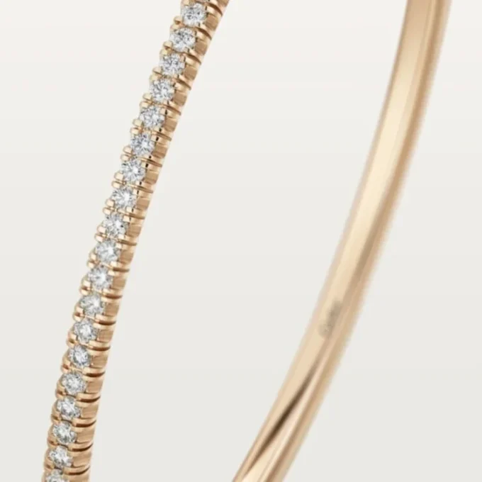 Pulsera Etincelle de Cartier, con medio pavé