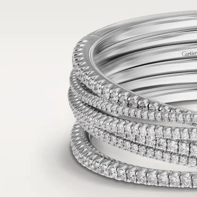 Pulsera Etincelle de Cartier, con medio pavé