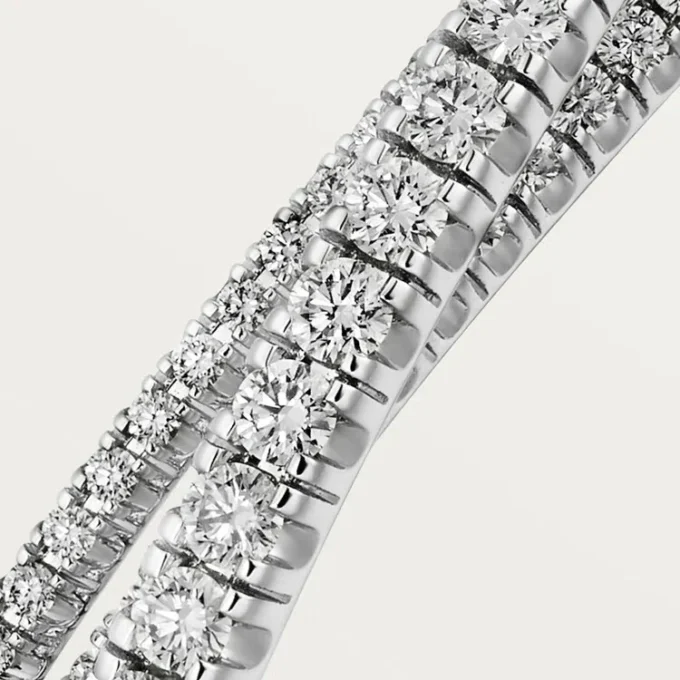 Pulsera Etincelle de Cartier, con medio pavé