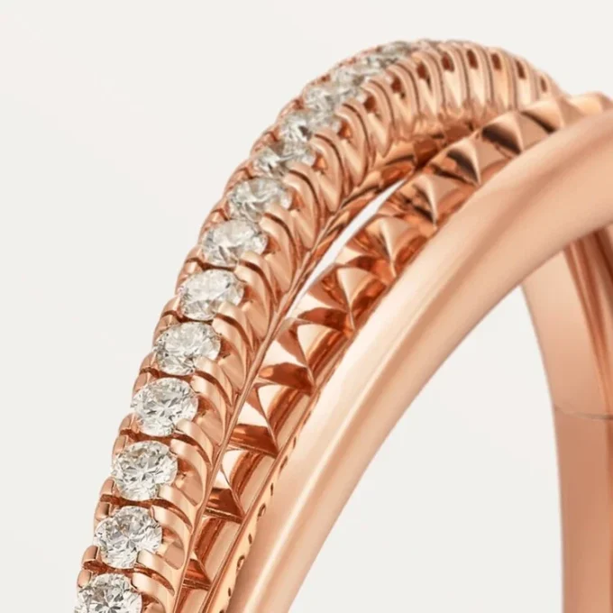 Pulsera Etincelle de Cartier, con medio pavé