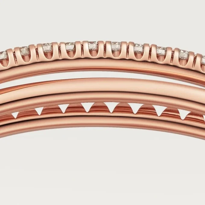 Pulsera Etincelle de Cartier, con medio pavé