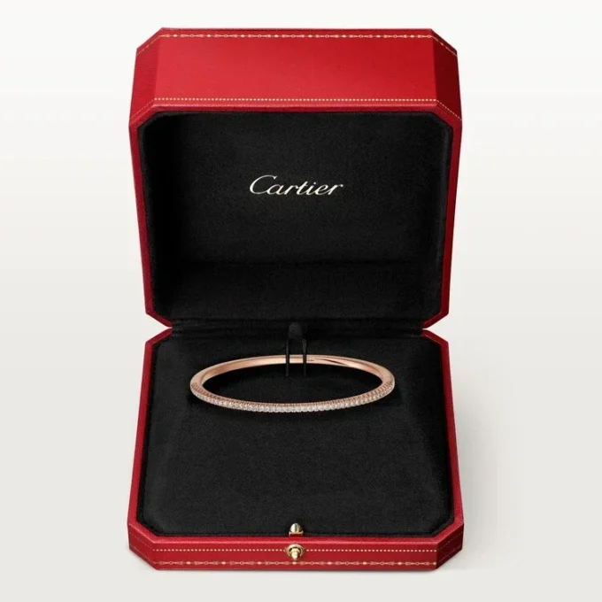 Pulsera Etincelle de Cartier, con medio pavé