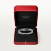 Pulsera Etincelle de Cartier, con medio pavé