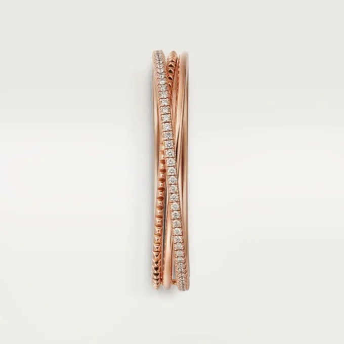 Pulsera Etincelle de Cartier, con medio pavé