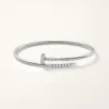 Pulsera Juste Un Clou, modelo pequeño, diamantes engastados al revés