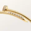 Pulsera Juste Un Clou, modelo pequeño, diamantes engastados al revés