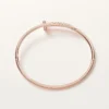 Pulsera Juste Un Clou, modelo pequeño, diamantes engastados al revés