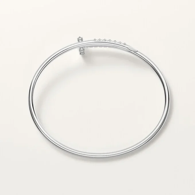 Pulsera Juste Un Clou, modelo pequeño, diamantes engastados al revés