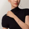 Pulsera Love, con cadena