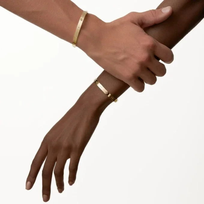 Pulsera Love, modelo clásico
