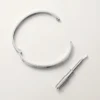 Pulsera Love, modelo mediano, 4 diamantes