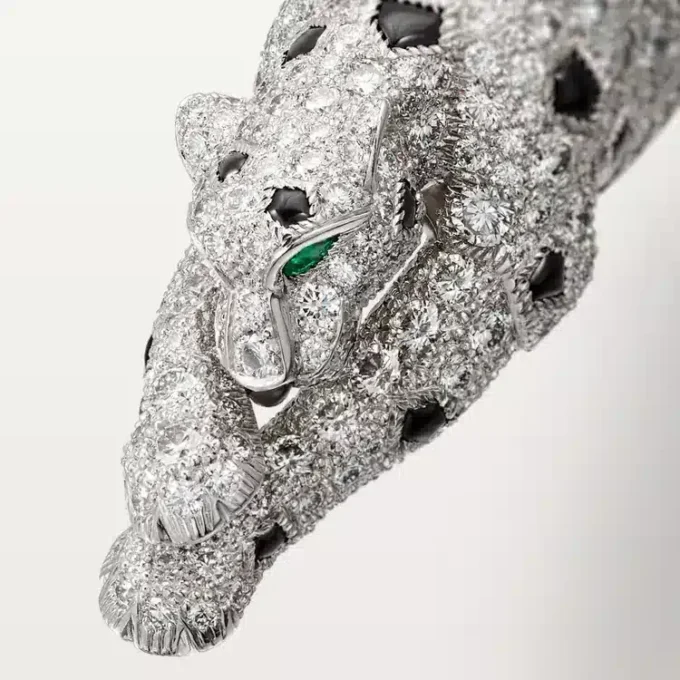 Pulsera Panthere de Cartier, con pavé