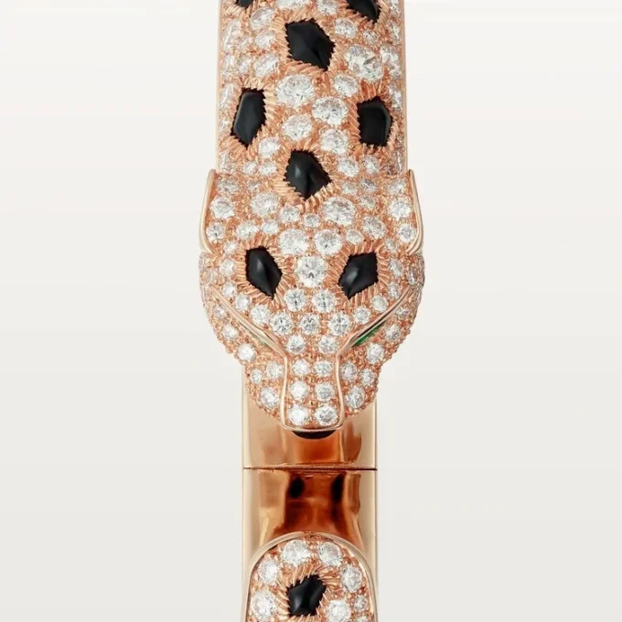 Pulsera Panthere de Cartier, modelo mediano, semipavé